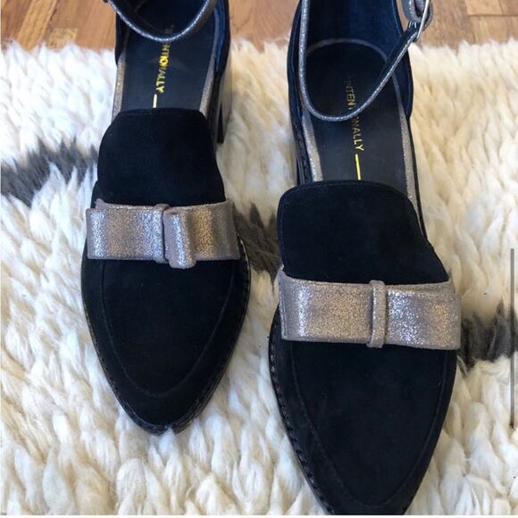 Intentionally Blank Black Dean Flats - Picture 4 of 12